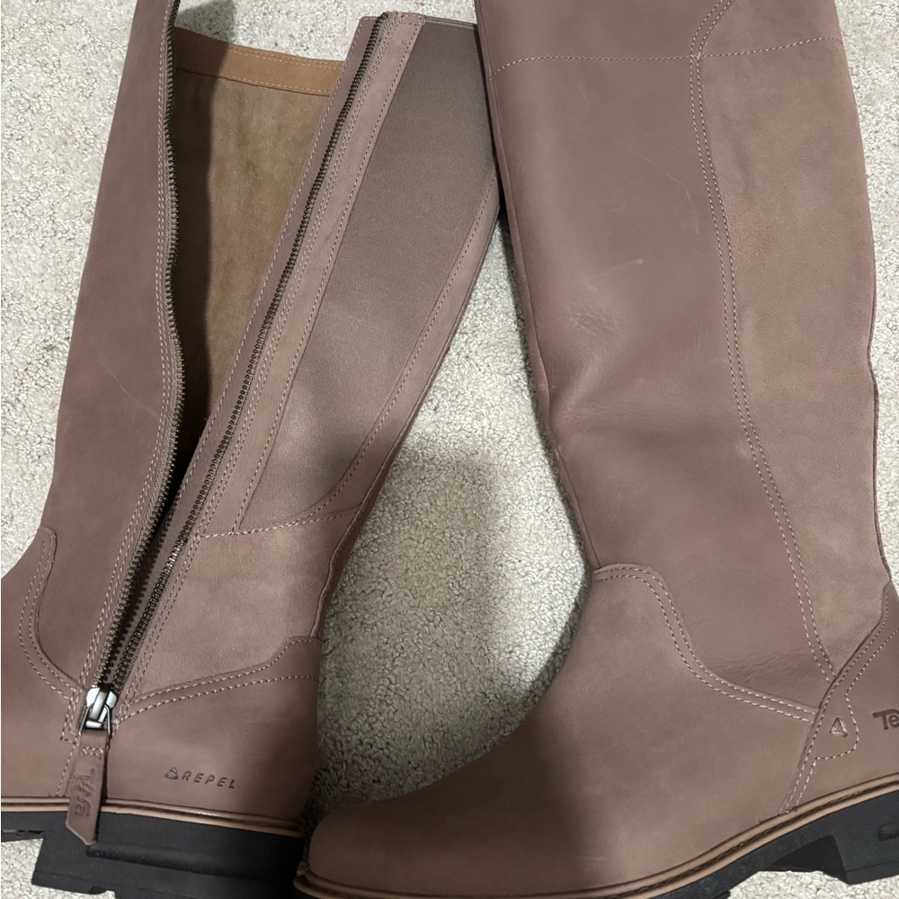 Teva Tall wider calf boots